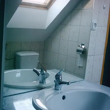Apartmán Ferienwohnung Mit Pool; Wlan Fur 5 Personen Direkt Am Wasser *
